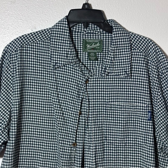 Woolrich Men Button Down Short Sleeve Plaid Green Shirt size XL. - Picture 3 of 8